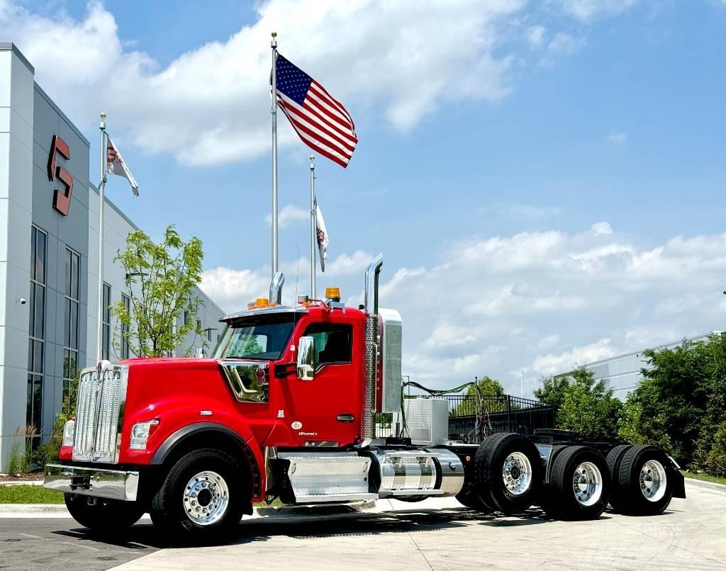 Kenworth W 990 Tahače