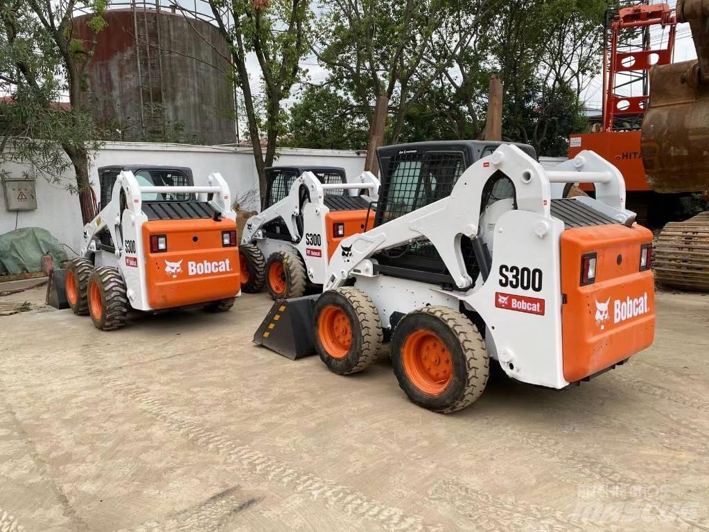 Bobcat S 130 Smykem řízené nakladače