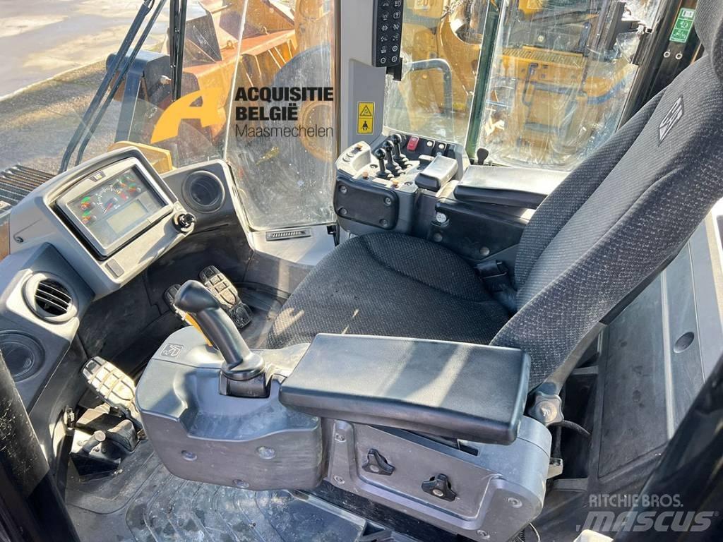 CAT 966 M Kolové nakladače