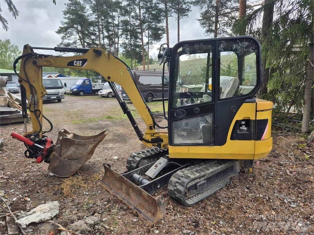 CAT 302.5C Mini rýpadla < 7t