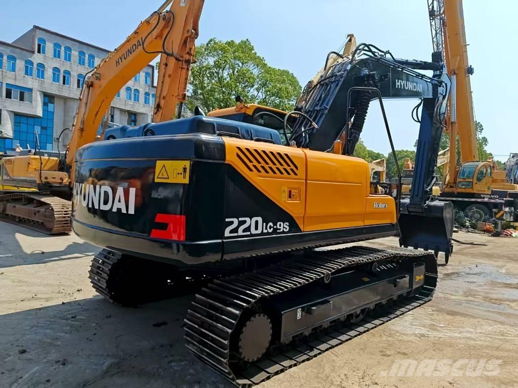 Hyundai R220LC-9S Pásová rýpadla