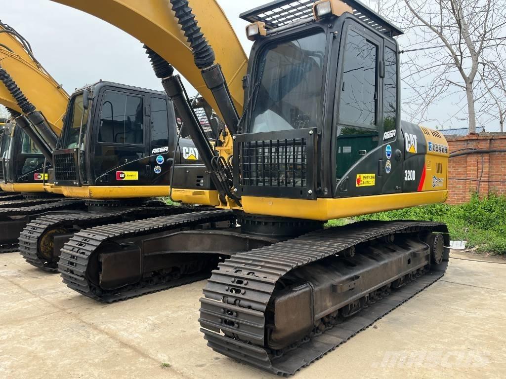 CAT 320 D Pásová rýpadla
