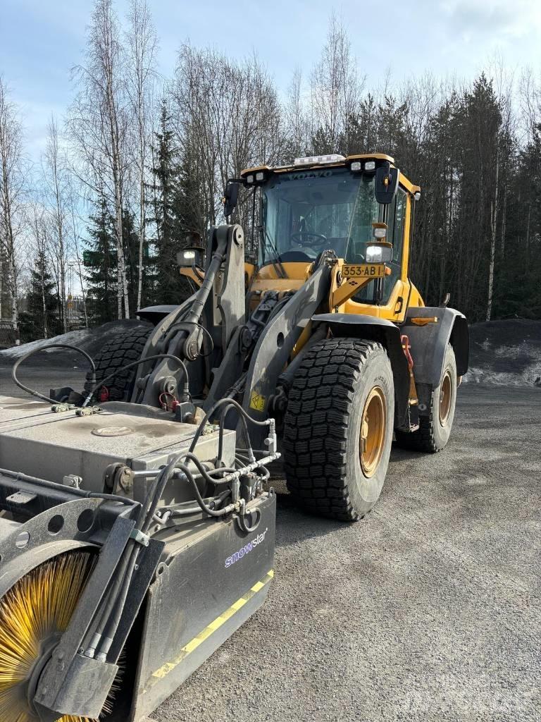Volvo L 90 H Kolové nakladače