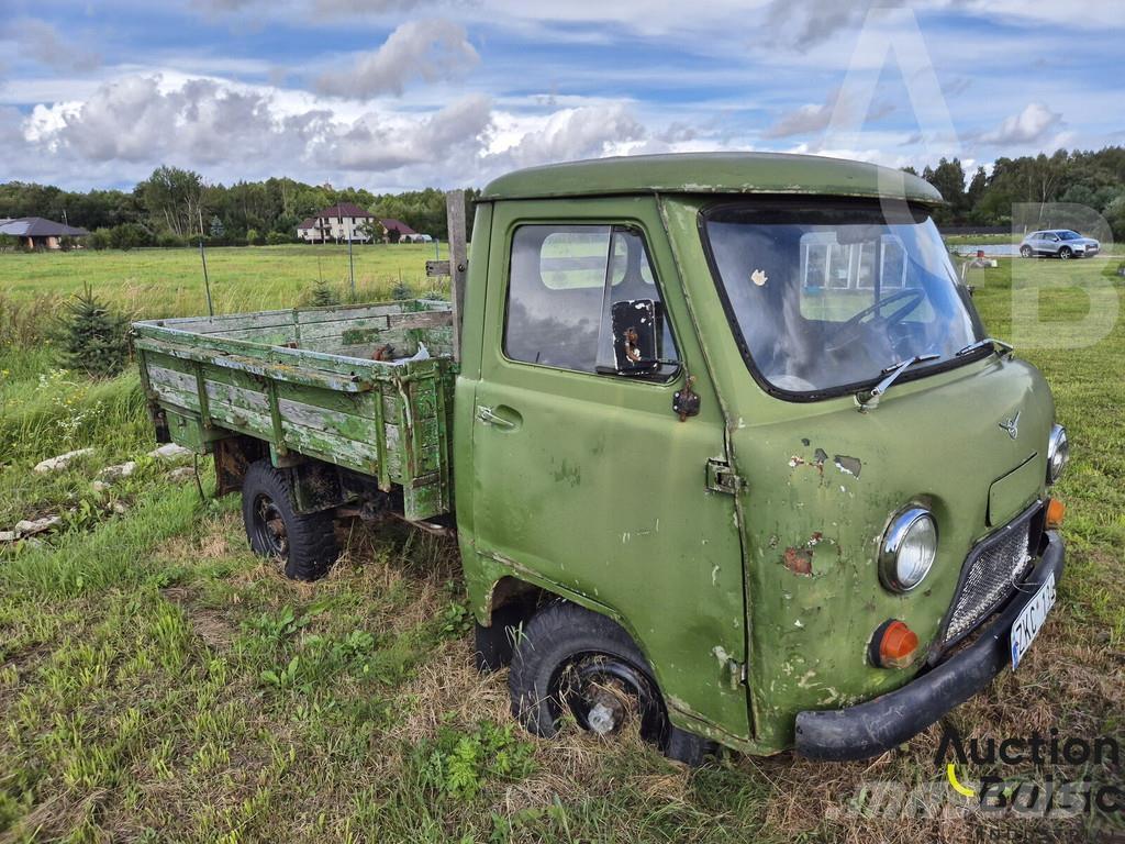  UAZ 452 Pick up/Valník