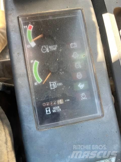 Takeuchi TB 23 R Mini rýpadla < 7t