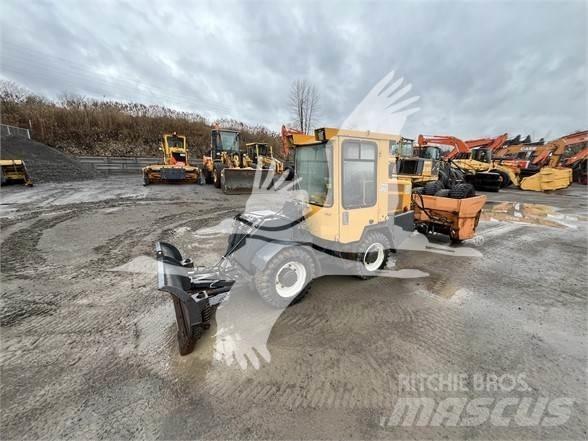 Benco PN1500 Kolové nakladače