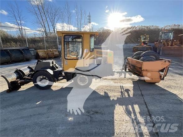 Benco PN1500 Kolové nakladače