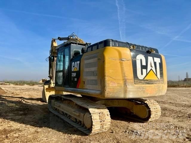CAT 326 F L Pásová rýpadla
