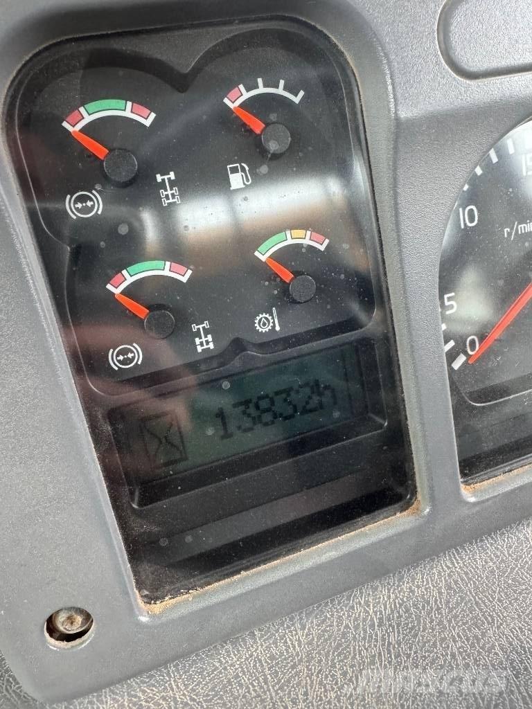Volvo A 40 D Kloubové dempry