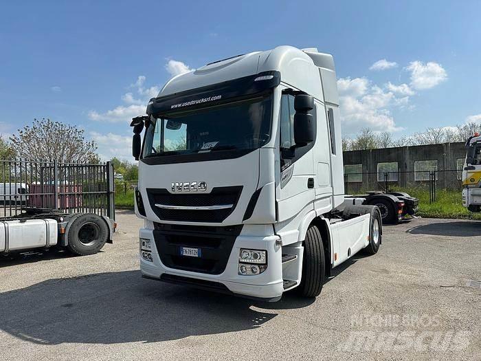 Iveco AS440E48 Tahače