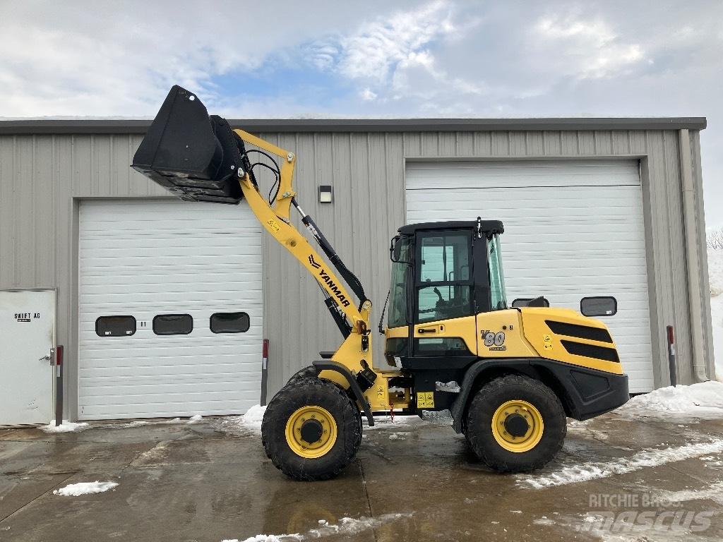 Yanmar V 80 Kolové nakladače