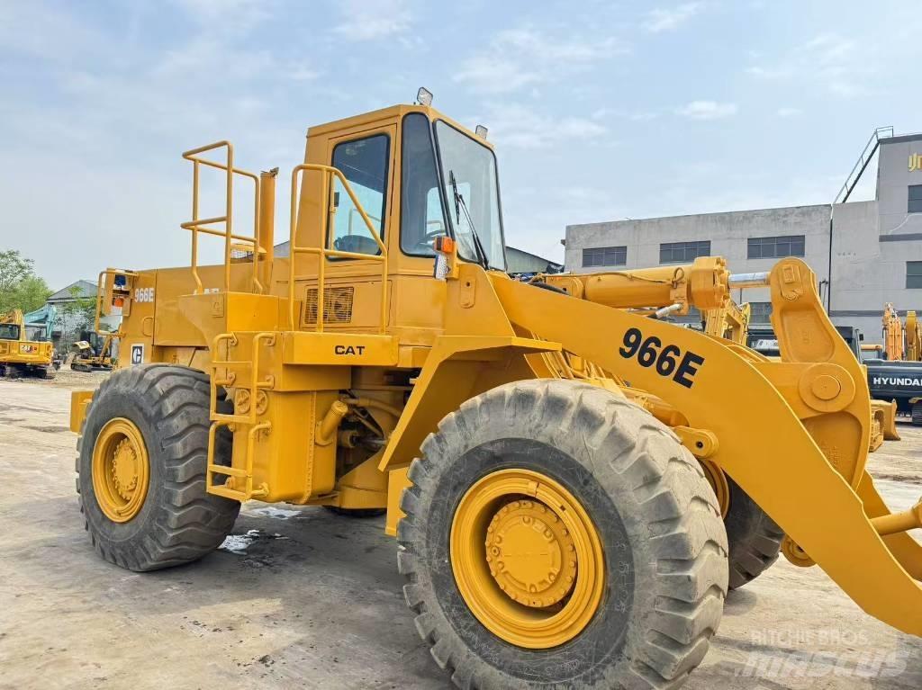 CAT 950E Kolové nakladače