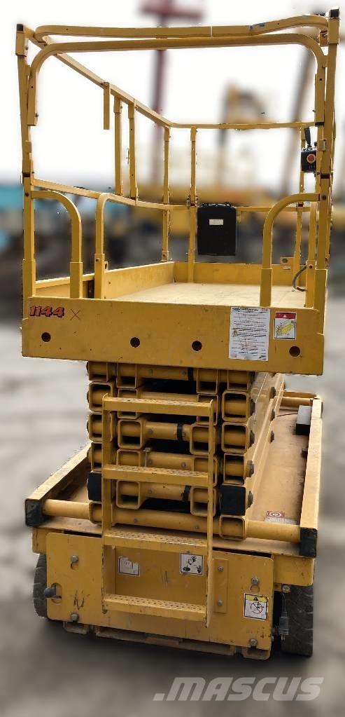 Haulotte Compact 14 Nůžková zvedací plošina