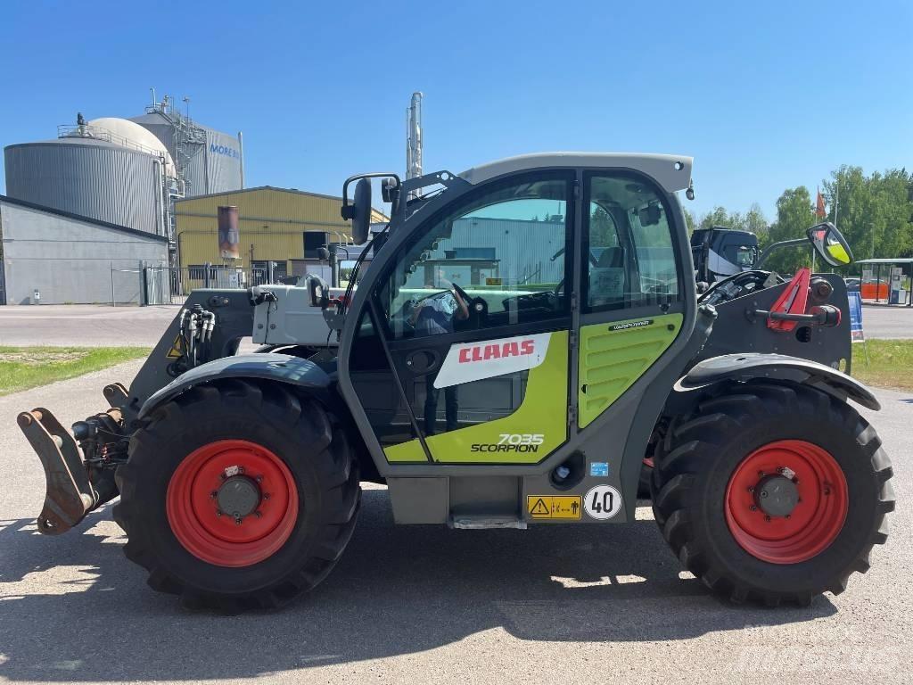 CLAAS 7035 Teleskopické manipulátory
