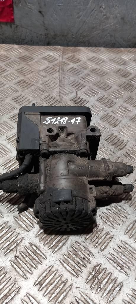 Scania R 440   1879275 Brzdy