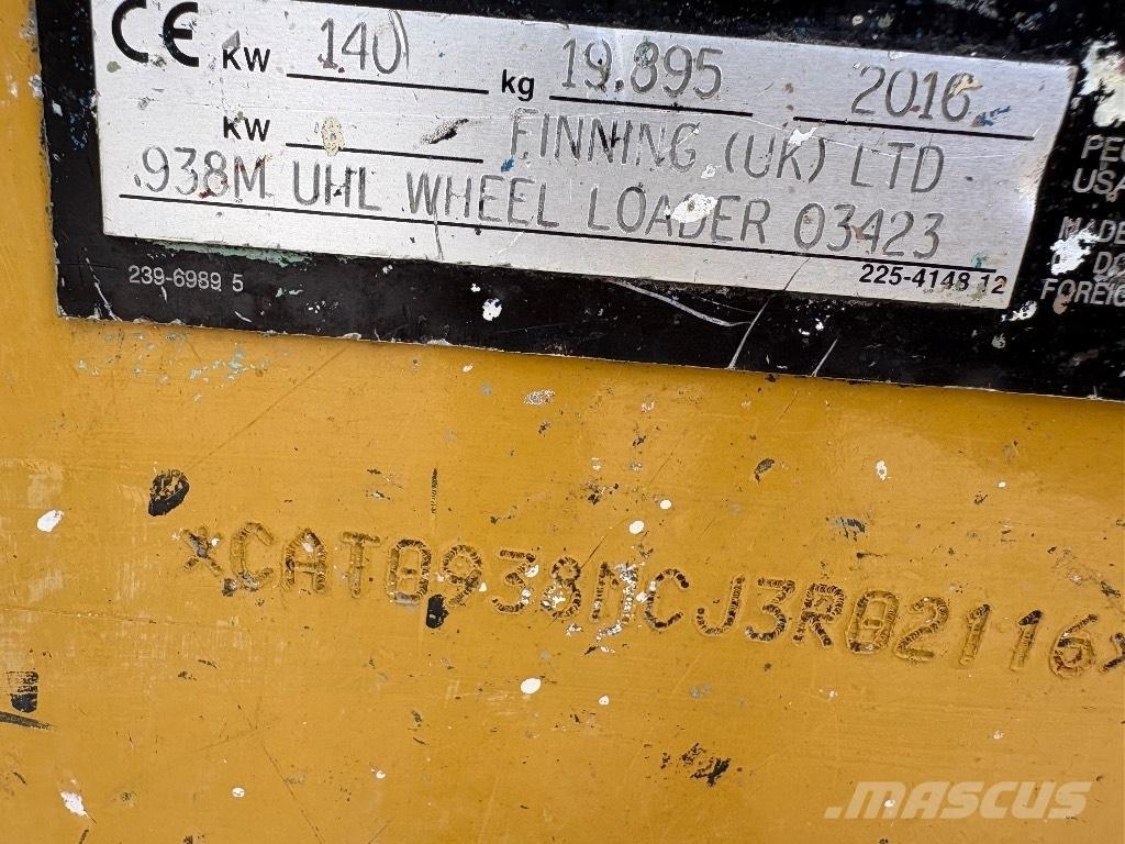 CAT 938 M Kolové nakladače