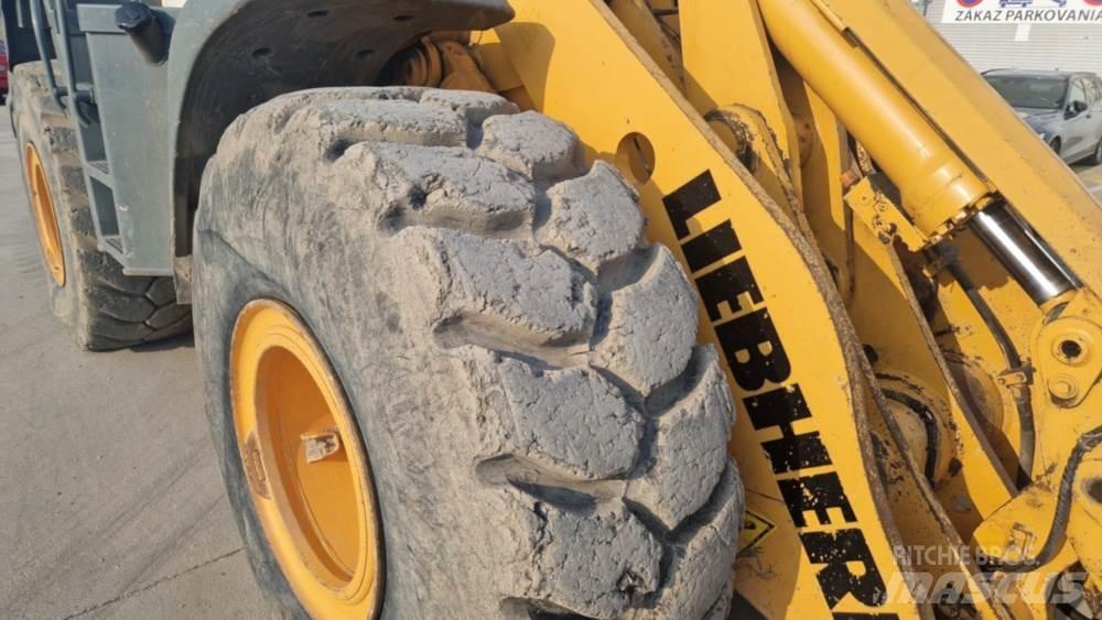 Liebherr 556 Kolové nakladače