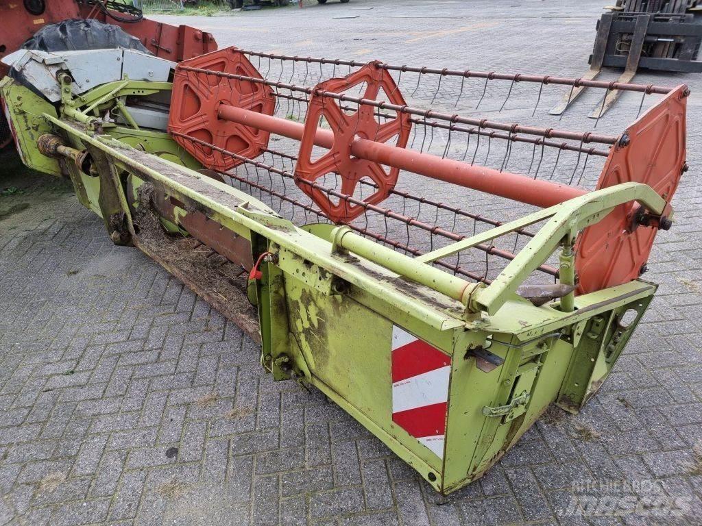 CLAAS 68s Sklízecí mlátičky