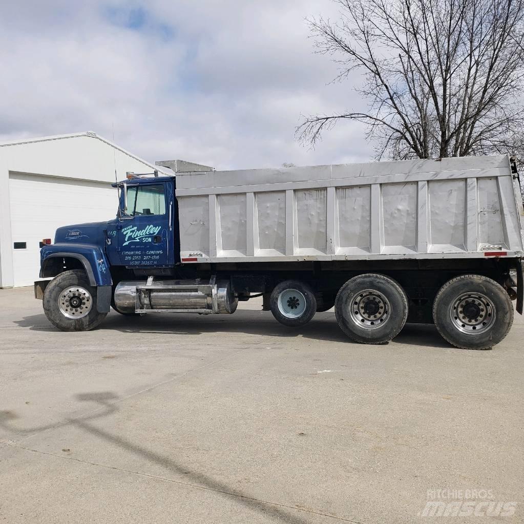 Ford L 9000 Sklápěče