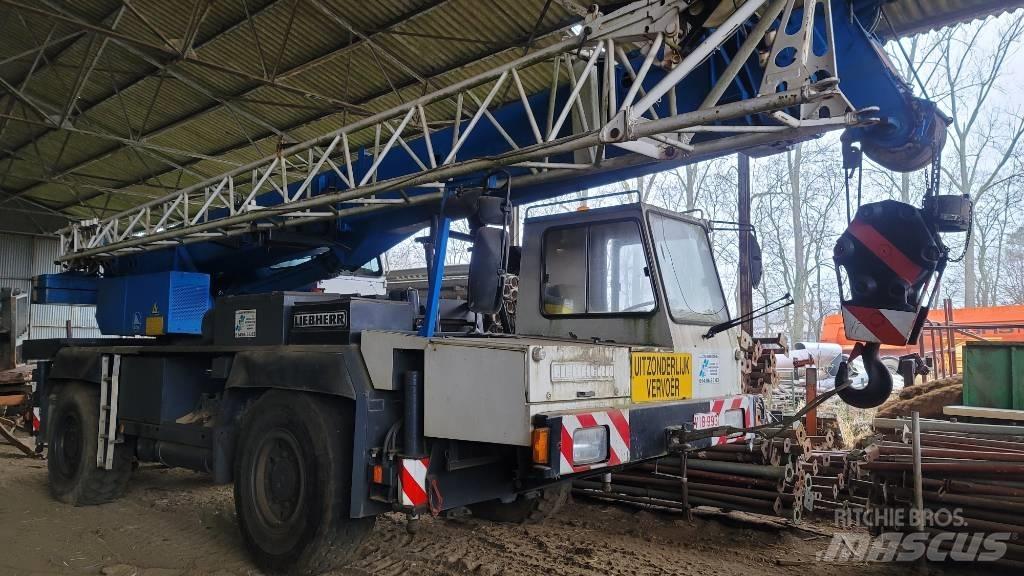 Liebherr LTM 1025 Univerzální terénní jeřáby