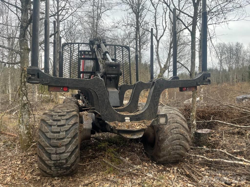 Komatsu 875 Vyvážecí traktory