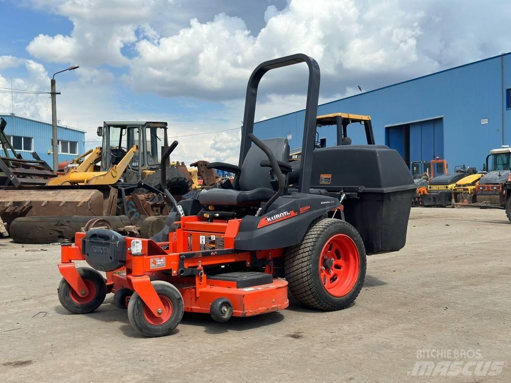Kubota Z121S Sekačky s nulovým poloměrem otáčení