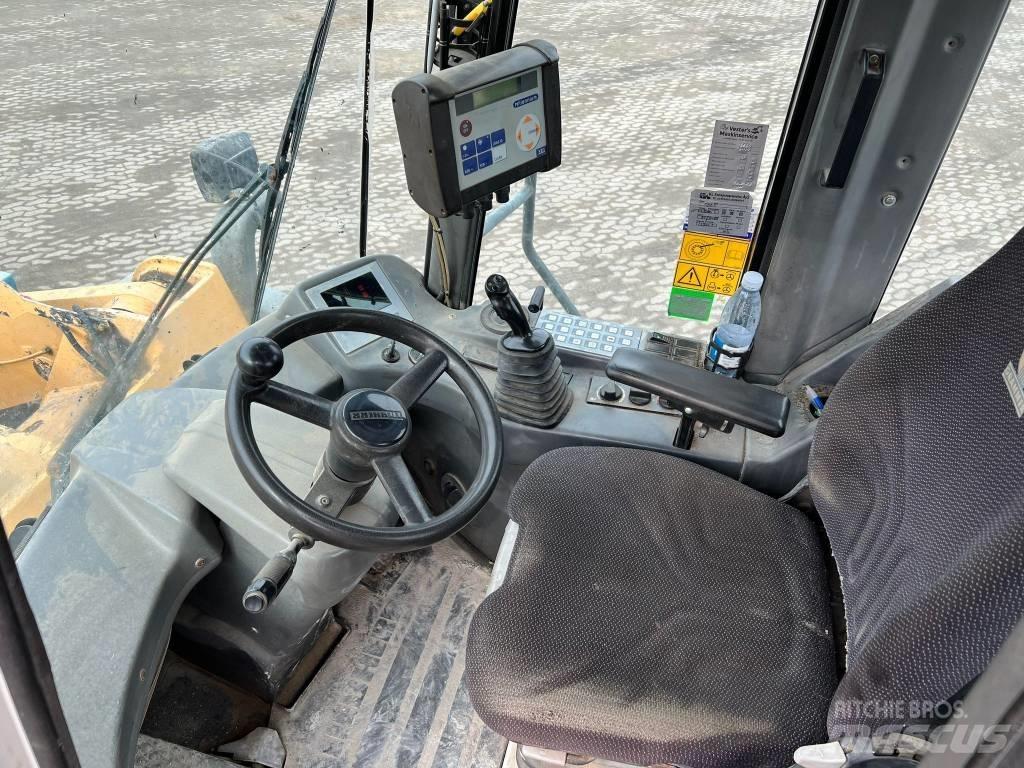 Liebherr 580 Kolové nakladače