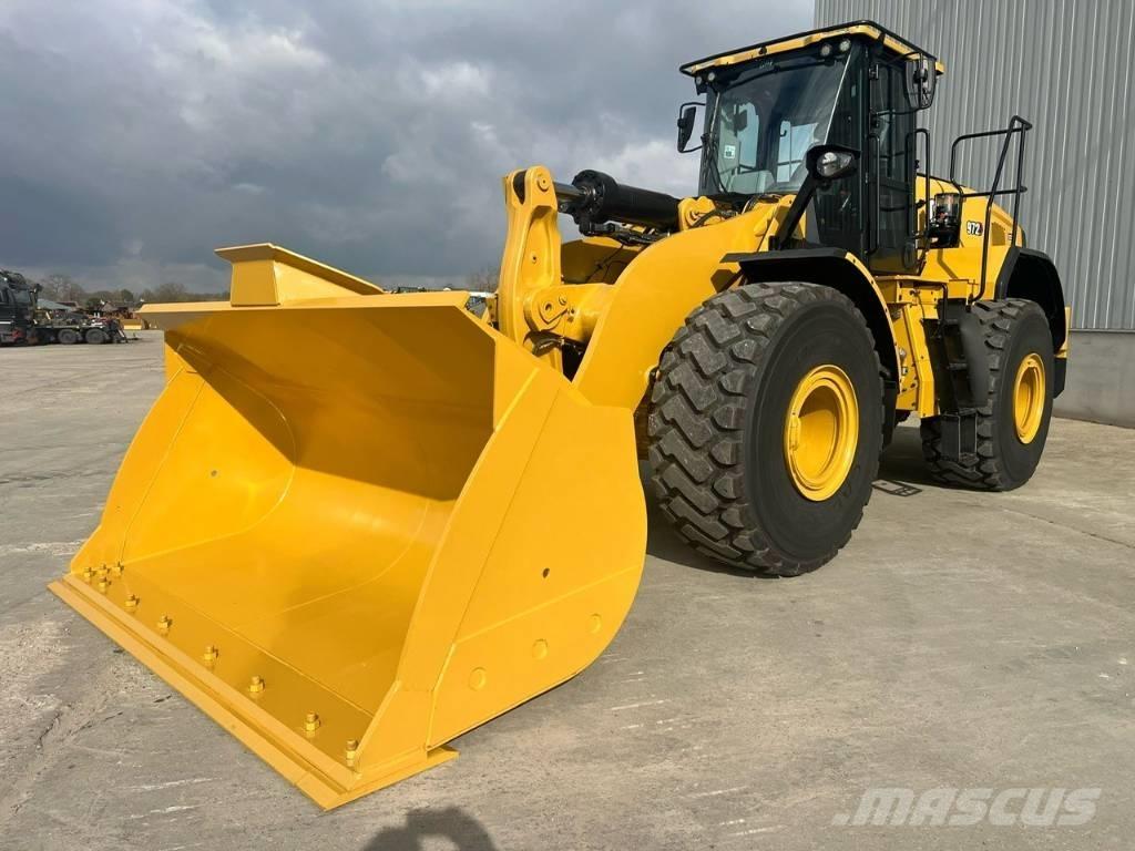 CAT 972 Kolové nakladače