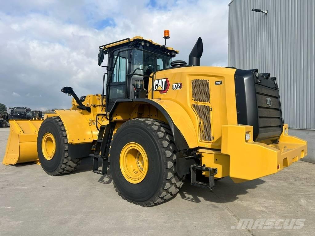 CAT 972 Kolové nakladače