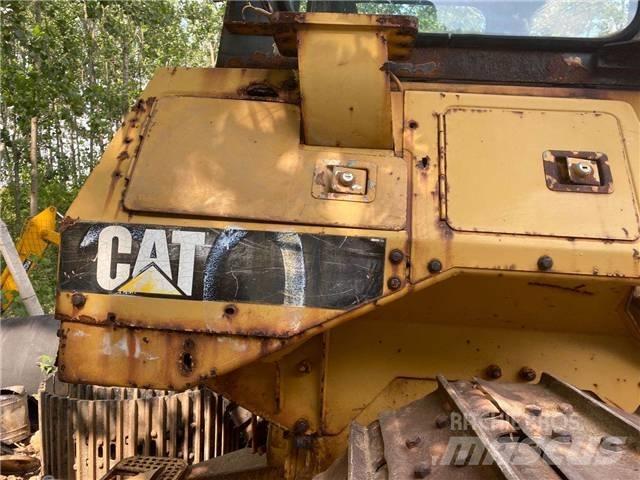 CAT D4H Pásové dozery