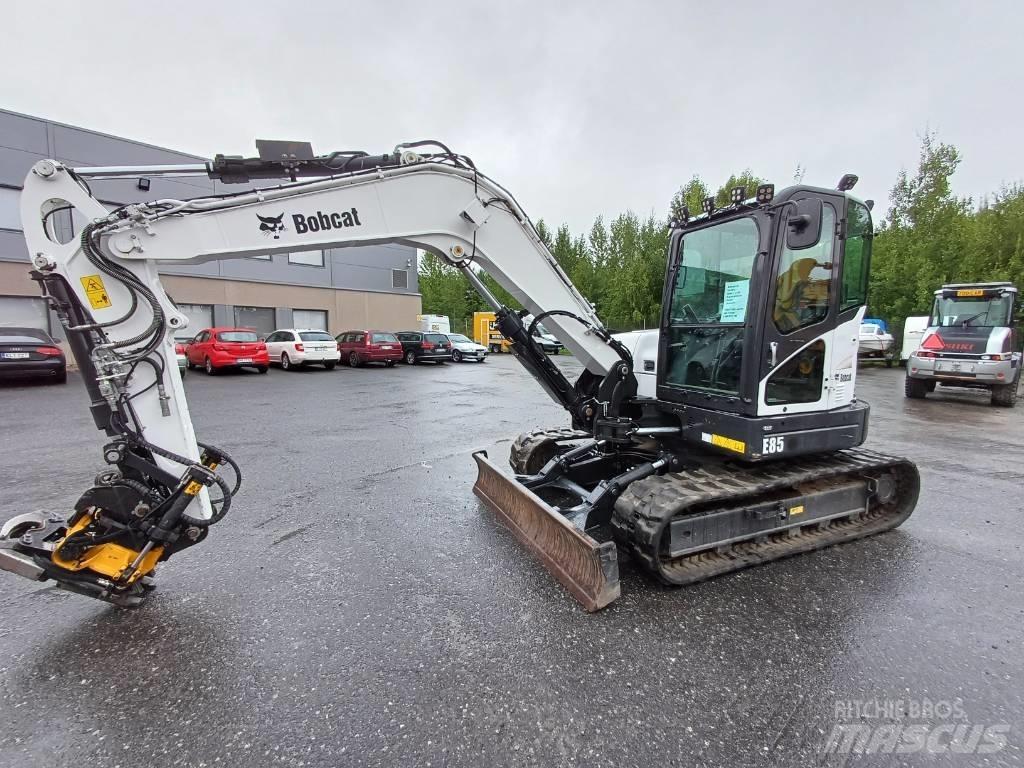 Bobcat E85 Midi rýpadla 7t - 12t