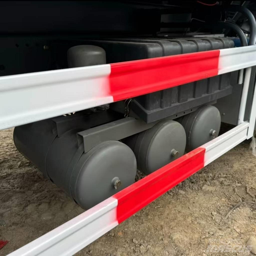 Howo 400 6X4 Sklápěče