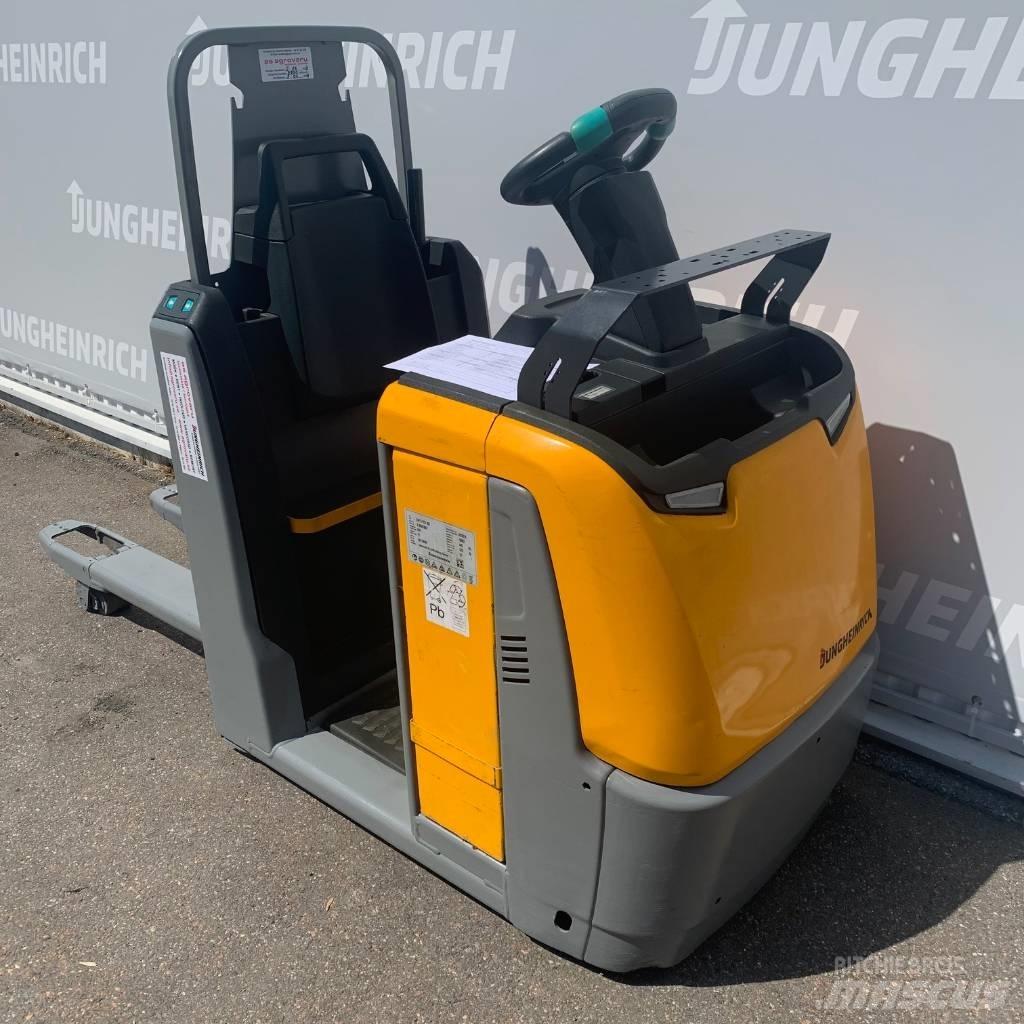 Jungheinrich ECE 220 Nízkozdvižné vozíky