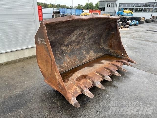 Liebherr LR 632 Lopaty