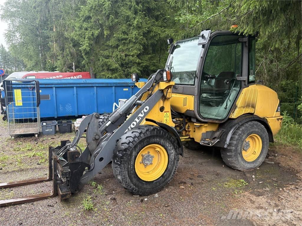 Volvo L 25 B Kolové nakladače