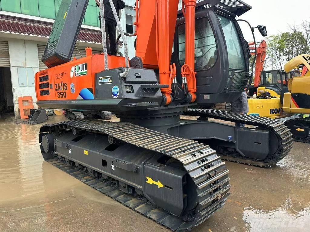 Hitachi ZX 350 Pásová rýpadla