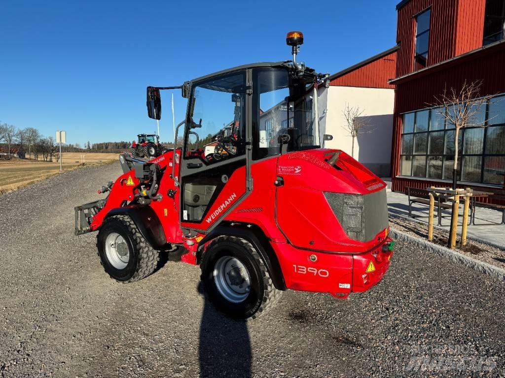 Weidemann 1390 Smykem řízené nakladače