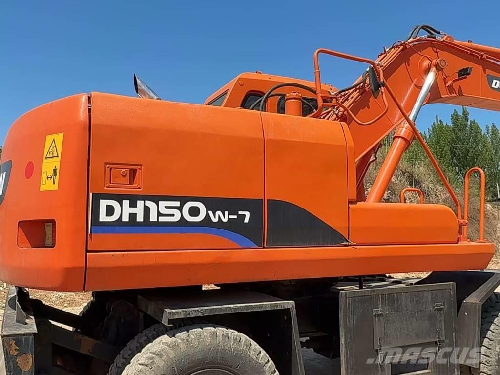 Doosan DH150 W-7 Kolová rýpadla