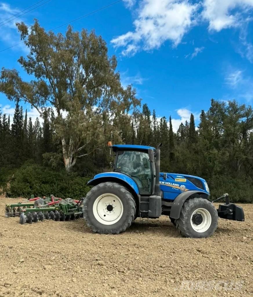 New Holland T 7.225 Traktory