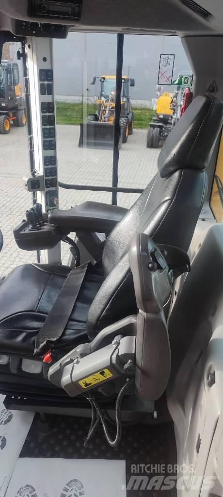 Volvo L110H Kolové nakladače
