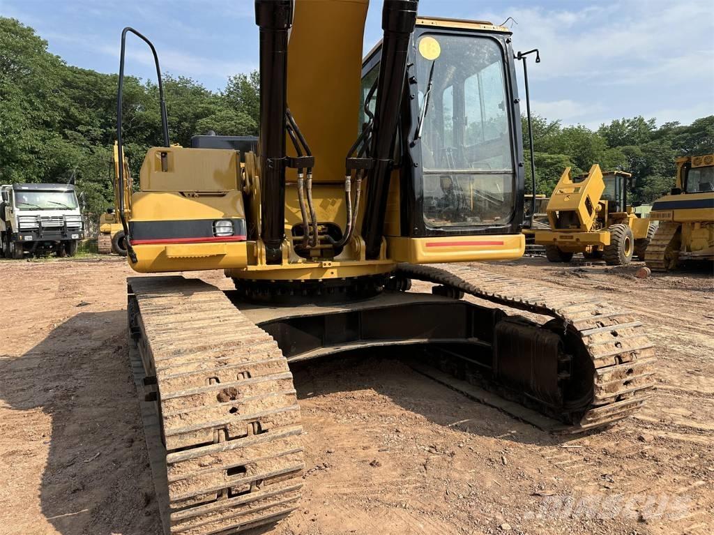 CAT 330 B L Pásová rýpadla