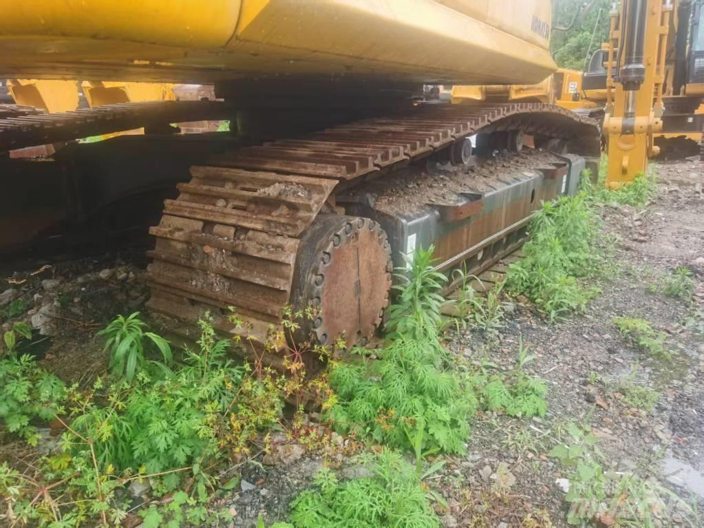 Komatsu PC 350 Pásová rýpadla