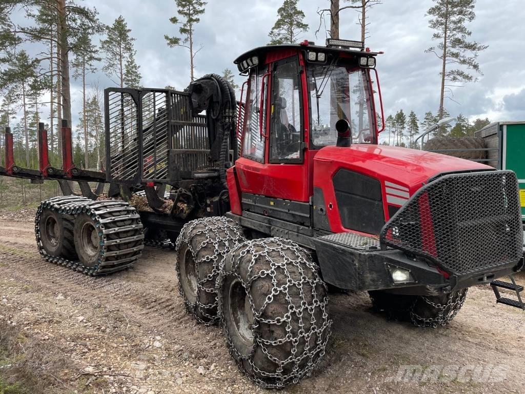 Komatsu 895 Vyvážecí traktory