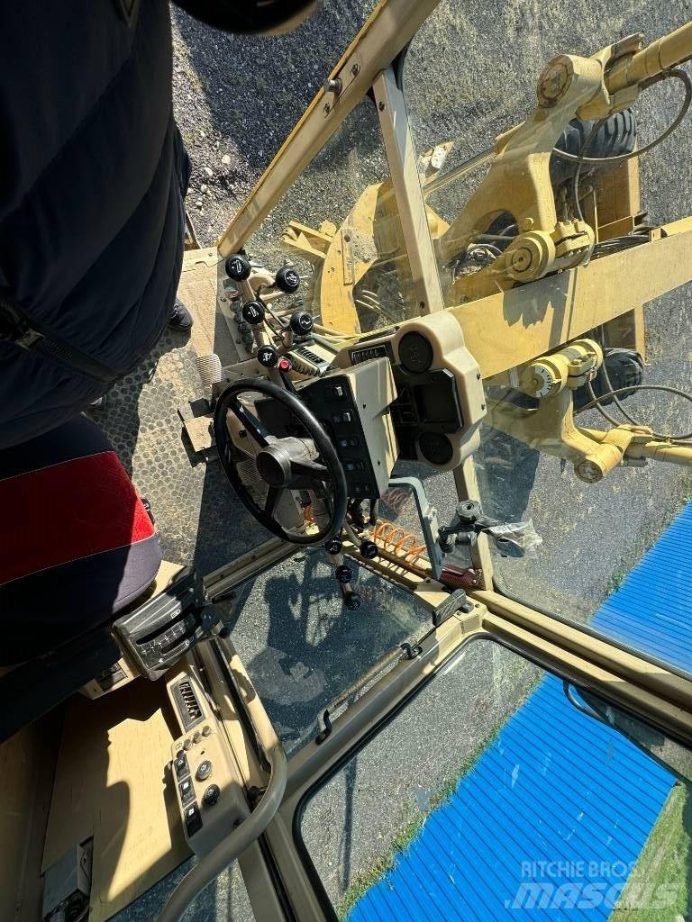 CAT 140 H Grejdry