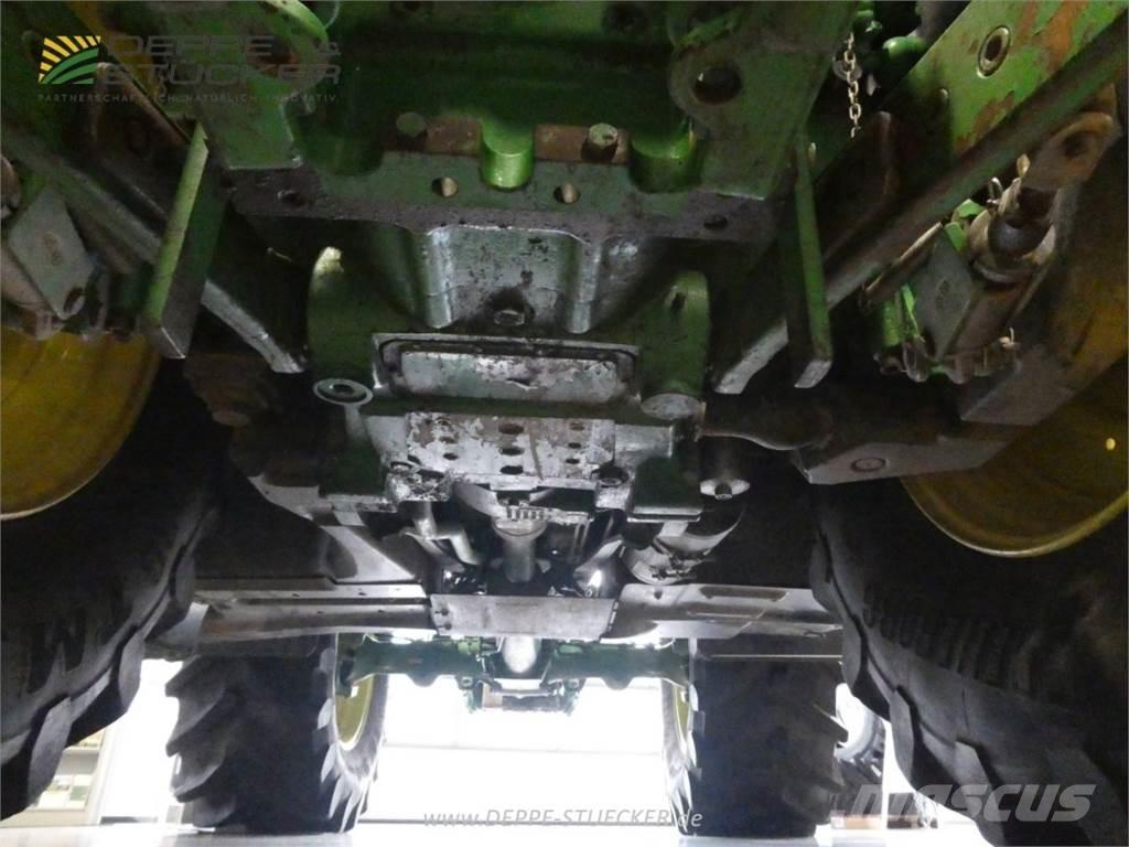 John Deere 6250R Traktory