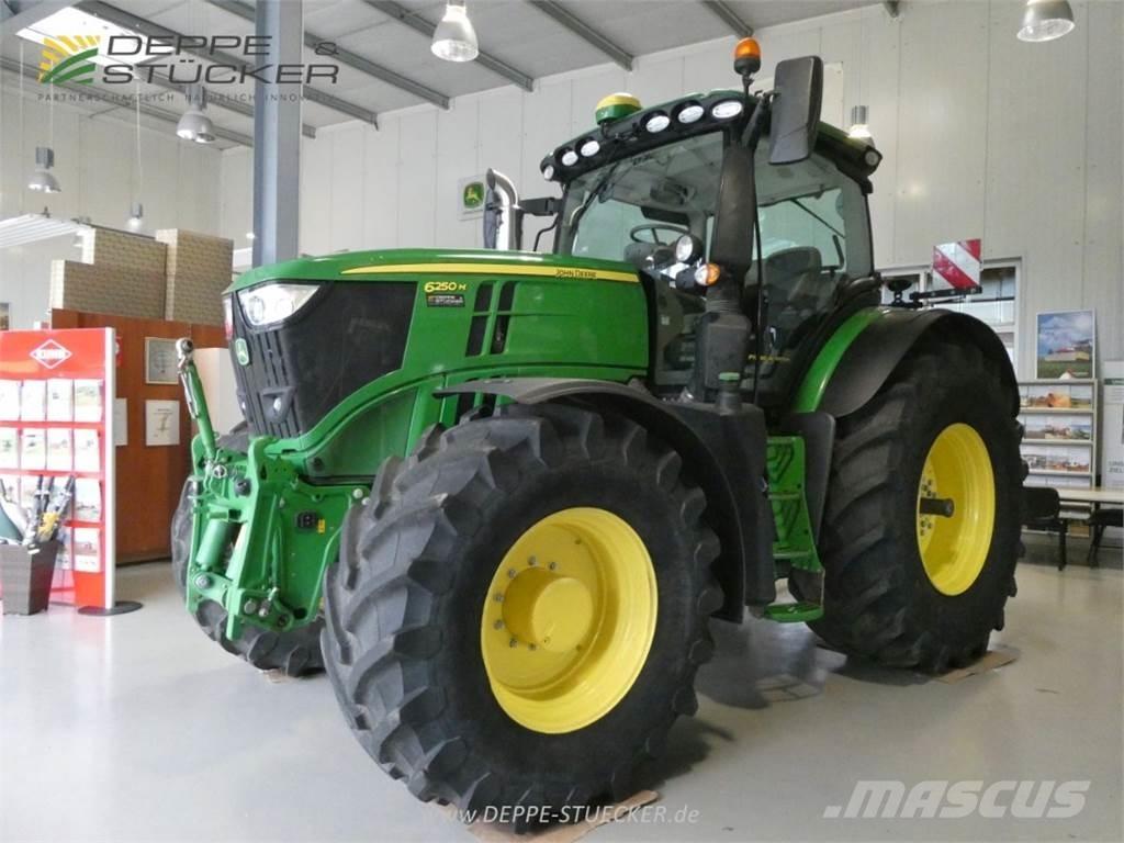 John Deere 6250R Traktory