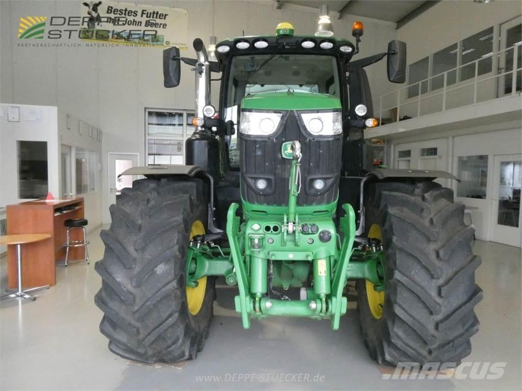 John Deere 6250R Traktory