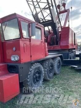 Manitowoc 3900 T Univerzální terénní jeřáby