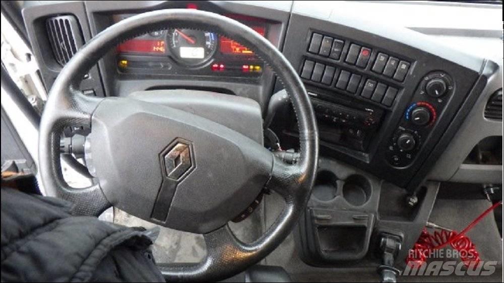 Renault D 210 Vozy pro přepravu nápojů