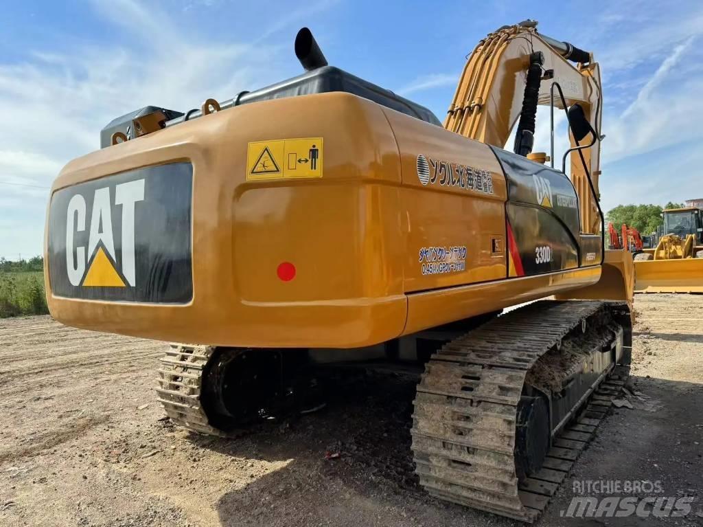 CAT 330 D2 Midi rýpadla 7t - 12t